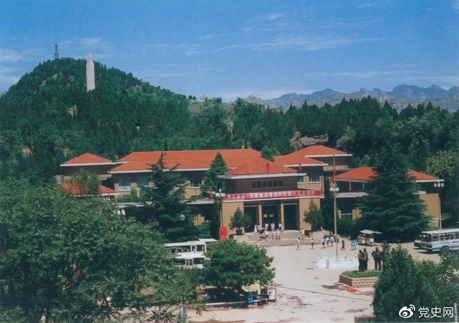 1978年5月26日，西柏坡中共中央舊址和紀(jì)念館同時(shí)對(duì)外開(kāi)放。